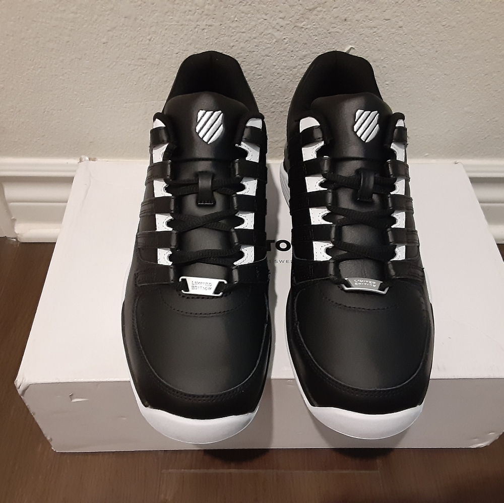 K-Swiss - Picture 4 of 4